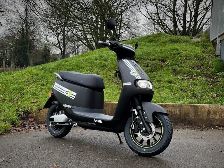 50cc Moped Scooter 2000W Electric Bosch Motor