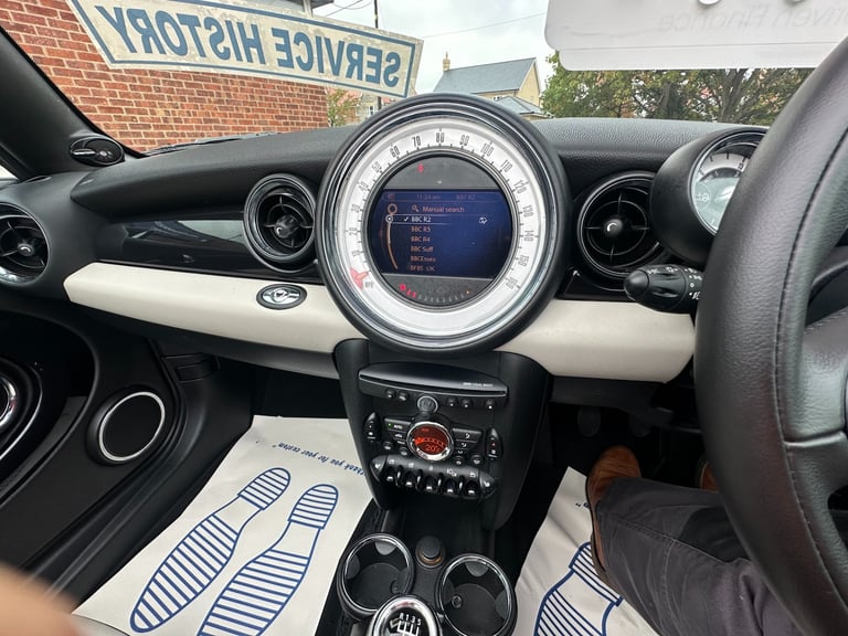 2010 MINI Convertible 1.6 Cooper [122] 2dr CONVERTIBLE Petrol Manual