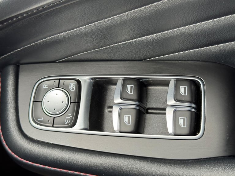 2022 MG MG HS 1.5 T-GDI 16.6kWh Exclusive Auto Euro 6 (s/s) 5dr ESTATE Petrol/Electric Hybrid Aut...