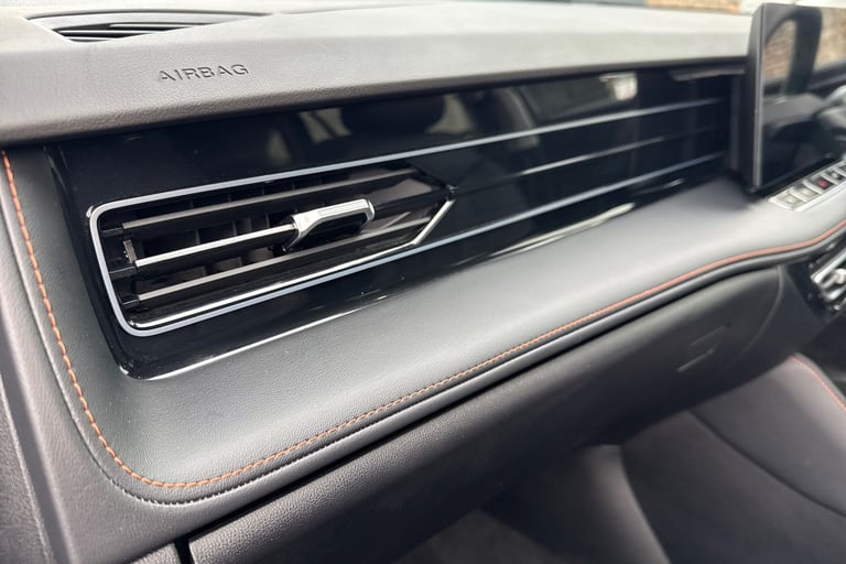 2025 MG MG HS 106287 Hatchback Petrol Automatic