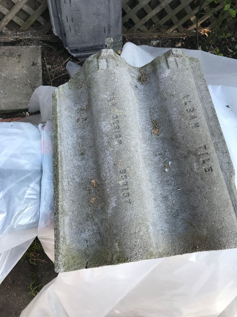 65 Reclaimed Alban High Profile Contour Grey Concrete Roofing Tiles Reg Debion 858167