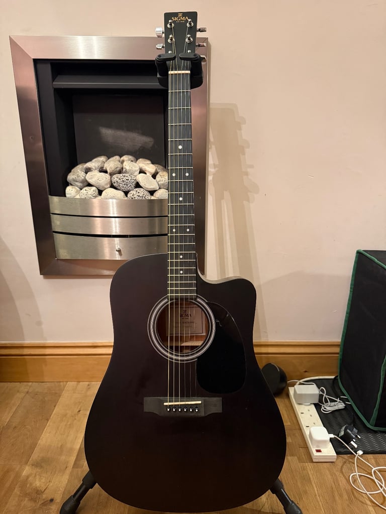 image for Sigma DMCE- Blackburst Dreadnought with pickup