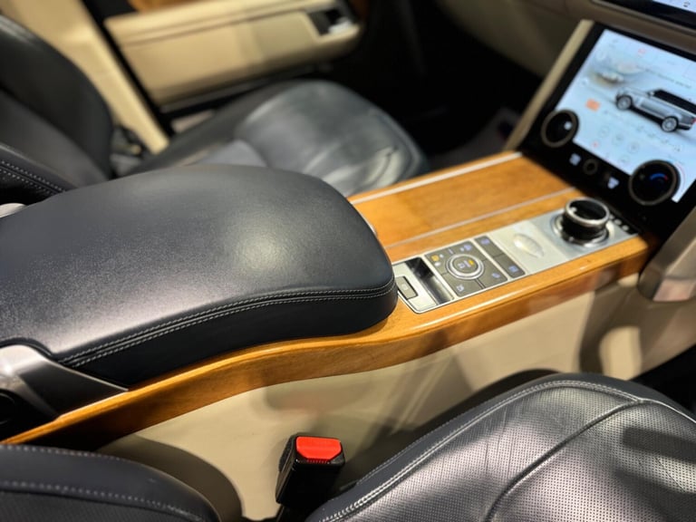 2018 Land Rover Range Rover 2.0 P400e 12.4kWh Autobiography Auto 4WD Euro 6 (s/s) 5dr ESTATE Petr...