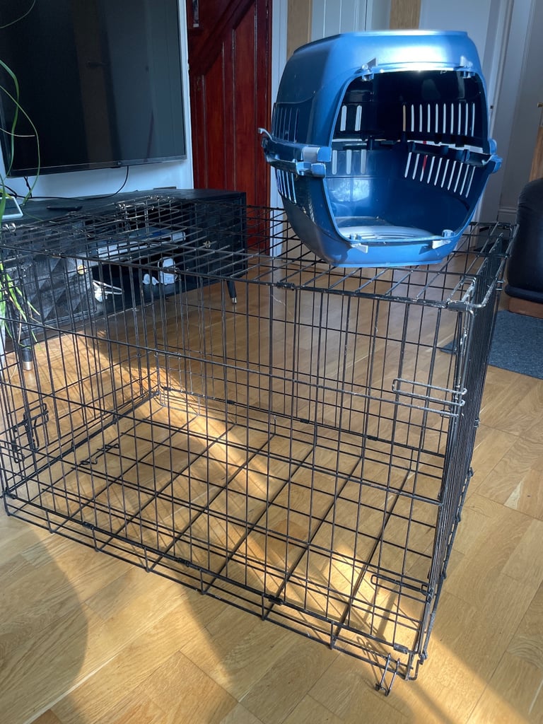 image for Small dog carrier & crate