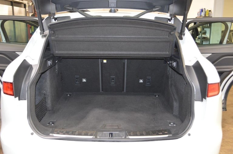 JAGUAR F-PACE 2.0 D180 Chequered Flag Auto AWD Euro 6 (s/s) 5dr 2019