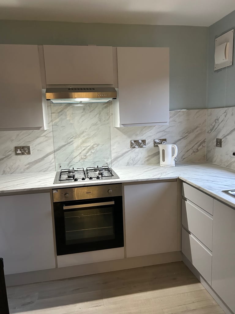 INEOS GRANGEMOUTH  -FK70QX-  4 bed house, STIRLING £210 each/week -20 mins-Ineos