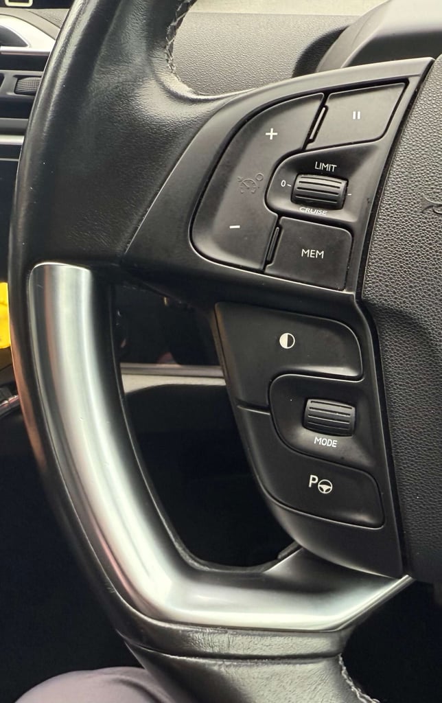 2015 Citroen C4 Picasso 2.0 C4 Grand Picasso Exclusive+ Blue HDi Auto 5dr MPV Diesel Automatic