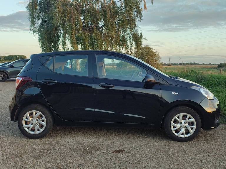 2017 Hyundai i10 1.0 S 5dr HATCHBACK Petrol Manual