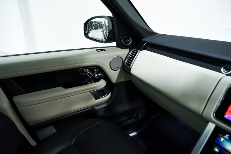 2021 Land Rover Range Rover 3.0 P400 MHEV Vogue SUV 5dr Petrol Auto 4WD Euro 6 (s/s) (400 ps) SUV...
