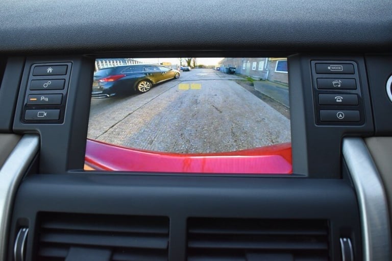 Land Rover Discovery Sport TD4 HSE