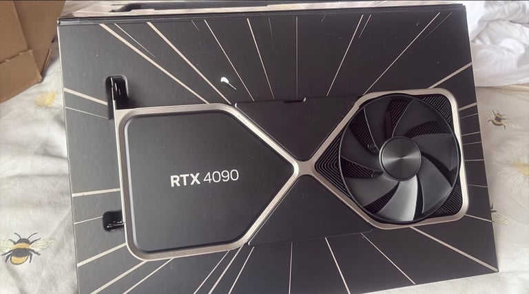 GeForce RTX  5090 32GB  Fan System heatsink backplate GPU Shroud Only