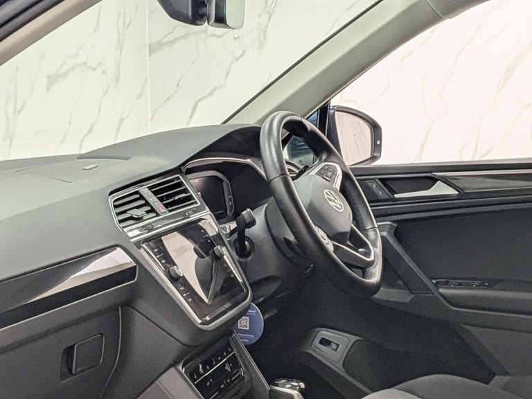 2020 Volkswagen Tiguan 1.5 ELEGANCE TSI DSG 5d 148 BHP 7SP AUTOMATIC ESTATE Estate Petrol Semi Au...