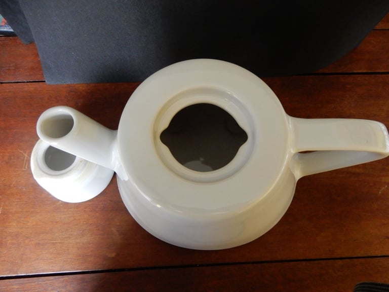 Vintage Ikea 1990's White Minimalist ceramic teapot - Varme