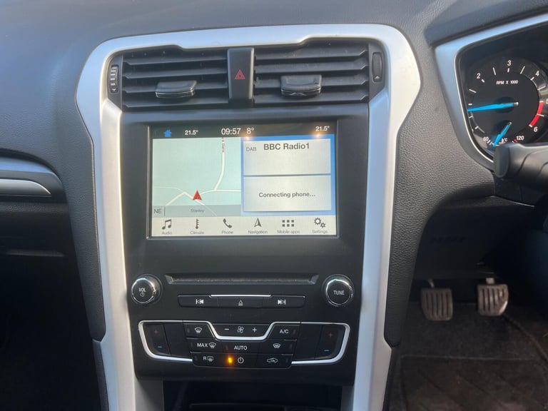 FORD MONDEO 2.0 TDCi ECO Zetec Edition Black Manual Diesel 2018