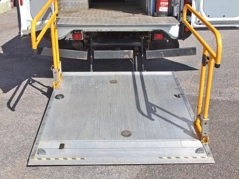 2014 "64" Iveco Daily 70C17 EEV, 7 tonne HGV Panel Van +TAIL LIFT, Digital Tacho