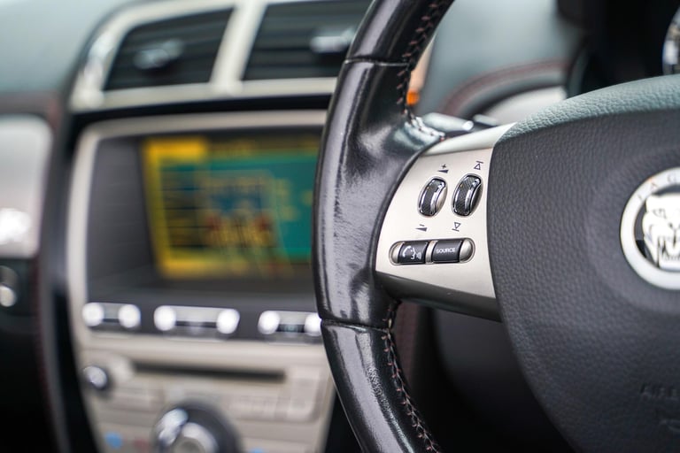 2011 Jaguar XKR 5.0 V8 Auto Euro 5 2dr CONVERTIBLE Petrol Automatic