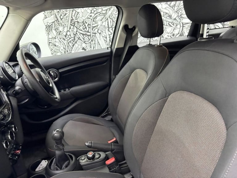 2019 MINI Hatch 1.5 Cooper Classic Hatchback 5dr Petrol Manual Euro 6 (s/s) (136 ps) Hatchback Pe...