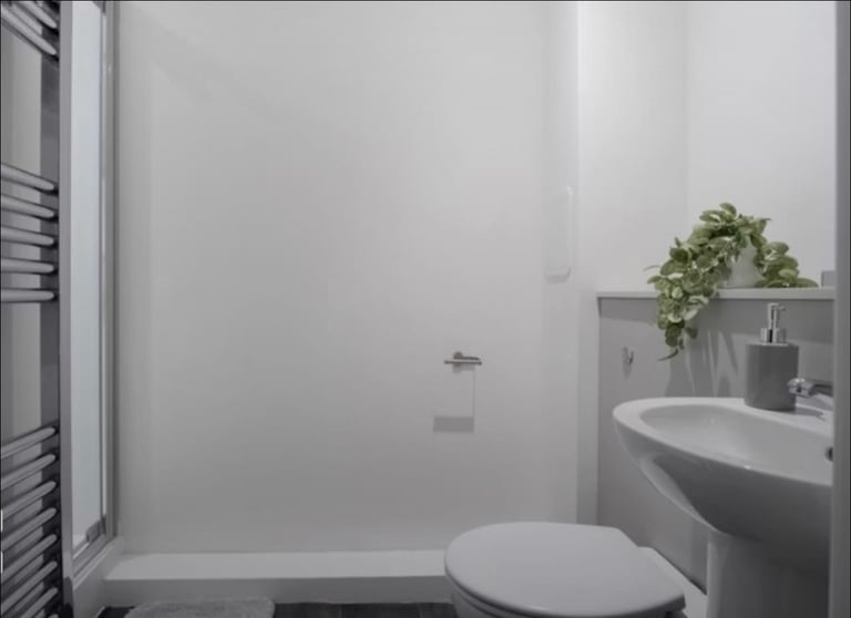 Ensuite student room in Sheffield center