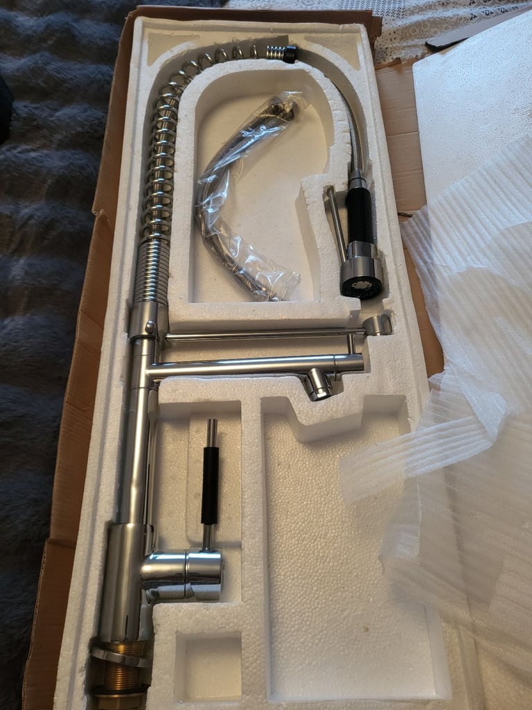 image for Kitchen mixer spray tap deluxe