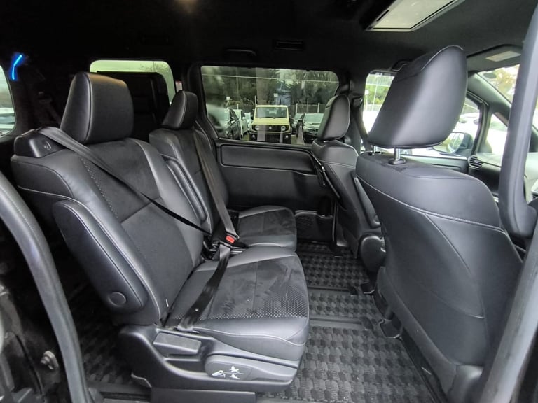 2021 Toyota Voxy 1.8 Hybrid Automatic 7 Seats 5dr ULEZ Free MPV Petrol/Electric Hybrid Automatic