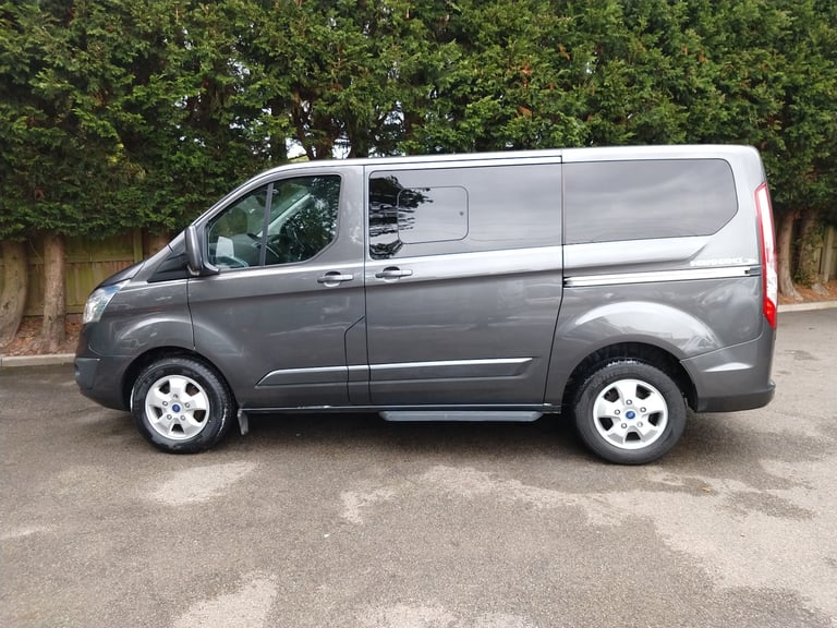 2018 Ford Tourneo Custom 2.0 TDCi Titanium Wheelchair Accessible Vehicle. Wheelchair Accessible V...