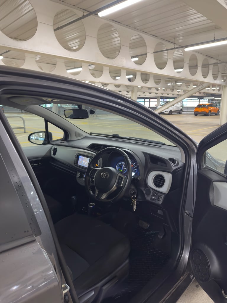 Toyota, YARIS, Hatchback, 2013, Other, 1497 (cc), 5 doors