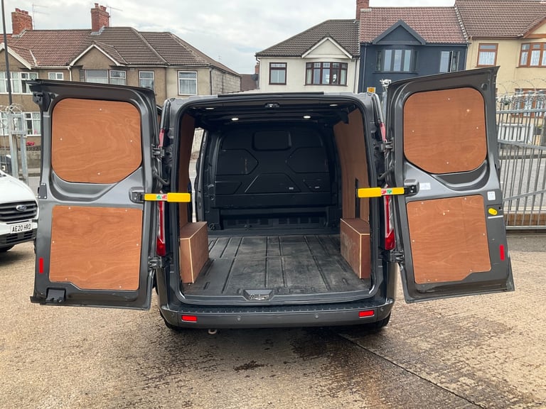 2020 FORD TRANSIT CUSTOM 340 LIMITED 2.0 ECOBLUE 130 BHP 6 SPEED PANEL VAN EURO6
