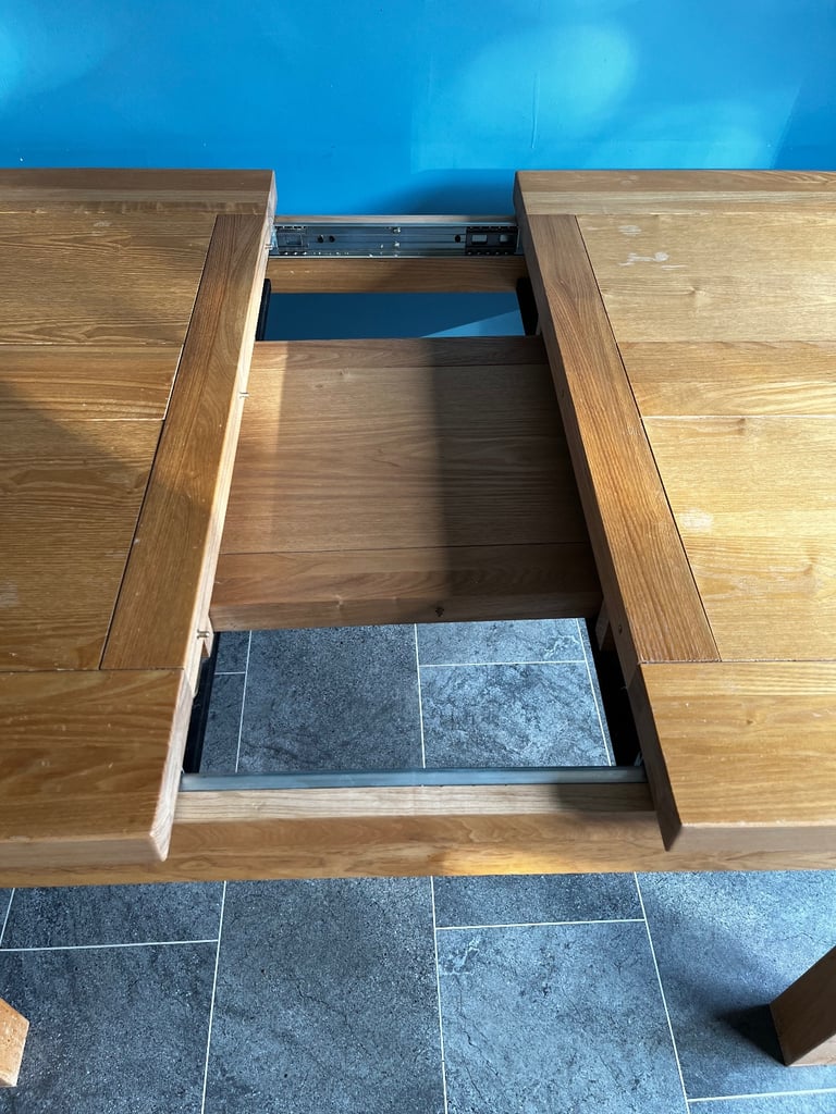 Dining table and 4 chairs