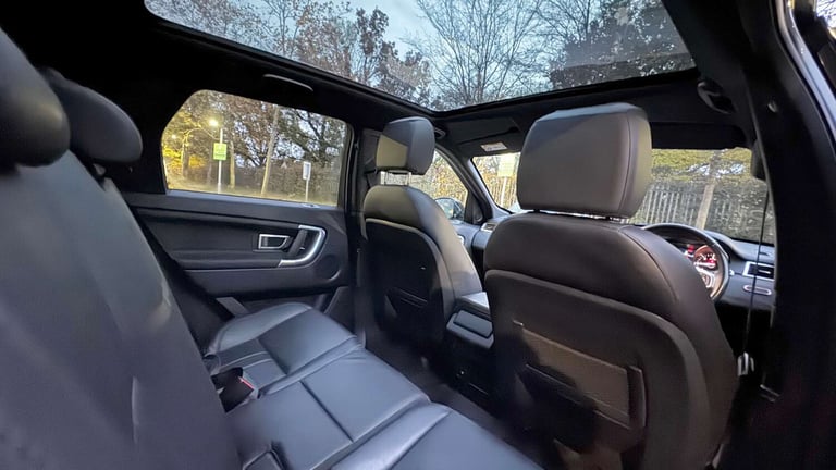 2019 Land Rover Discovery Sport 2.0 Discovery Sport Landmark TD4 Auto 4WD 5dr SUV Diesel Automatic