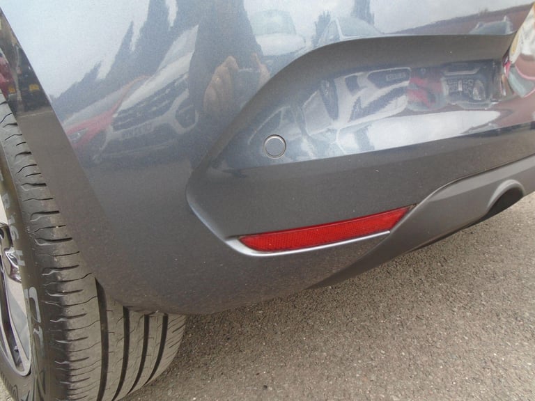 2022 Renault Clio 1.0 TCe Iconic Euro 6 (s/s) 5dr HATCHBACK Petrol Manual