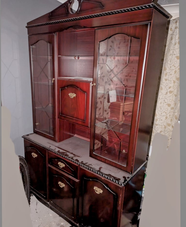 image for Free cabinet 