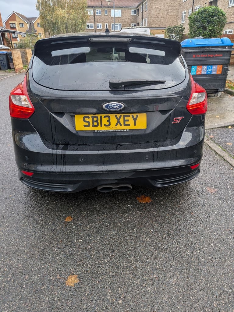 Ford focus st breaking 