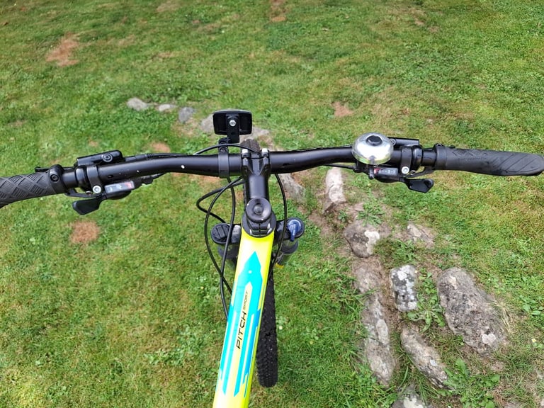 Specialized Pitch Sport ladies mountain bike 