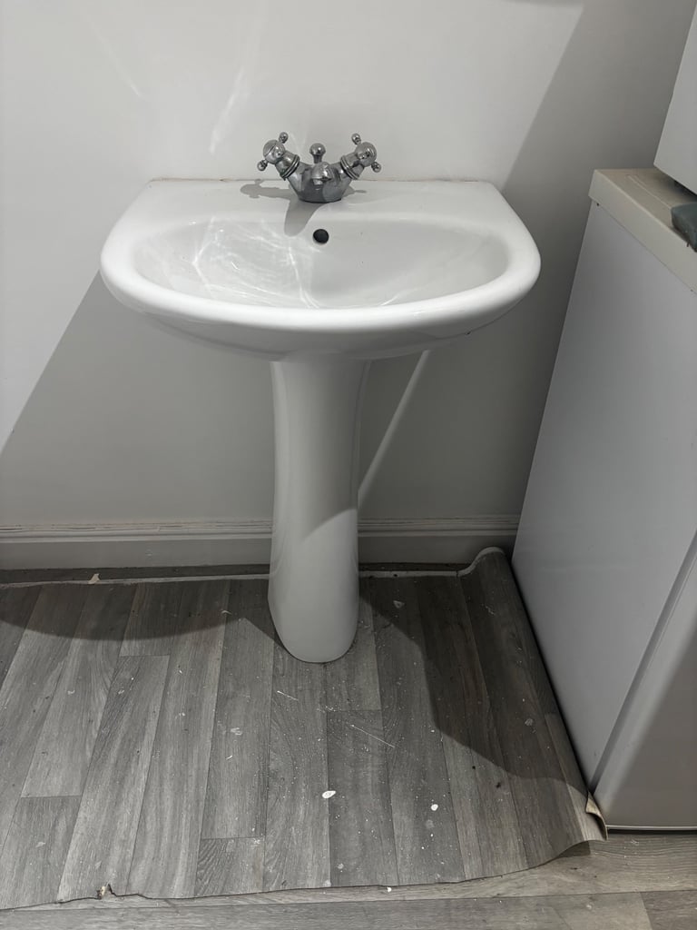 Sink and Pedestal  and taps 