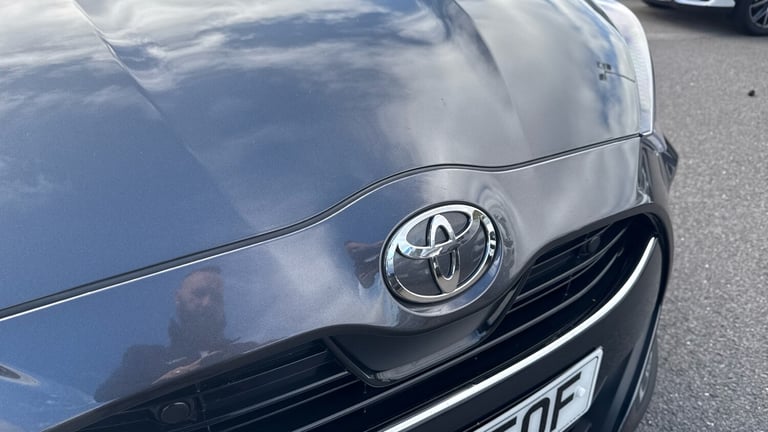 2024 Toyota Yaris 1.5 Hybrid Design 5dr CVT Hybrid Hatchback Hatchback Hybrid Automatic