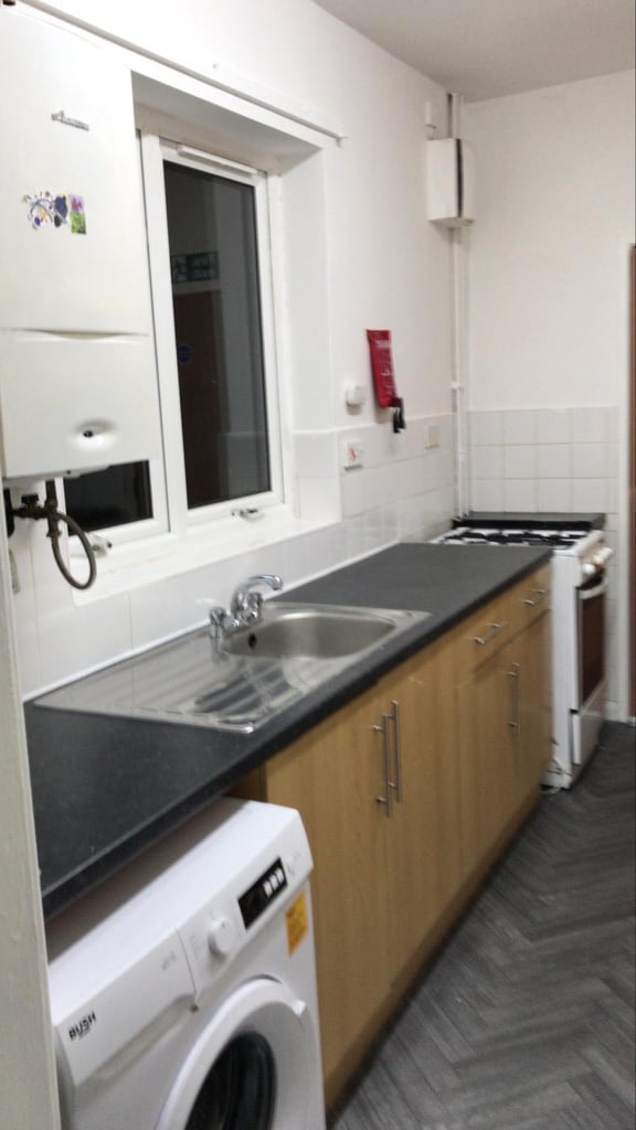 Double Room To Rent on Trenville Ave, Sparkhill. Supported Accommodation. 24Hr Move In