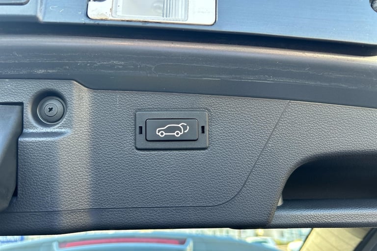 2023 Ssangyong Korando e-Motion 61.5kWh Ultimate Auto 5dr ESTATE Electric Automatic
