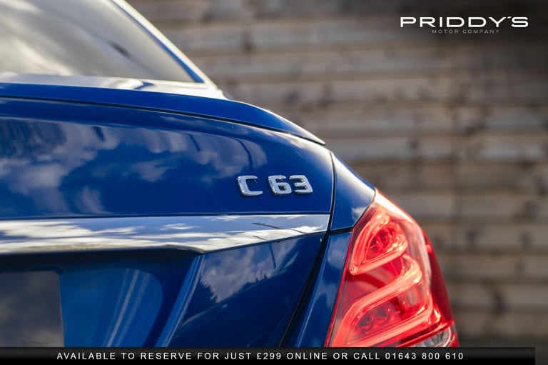 MERCEDES-BENZ C CLASS 4.0 C63 V8 BiTurbo AMG - Enthusiast owned - If perfection