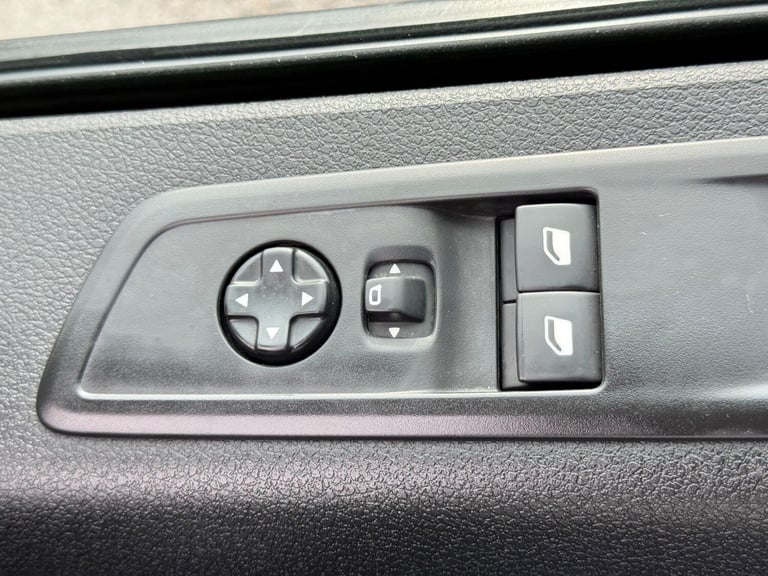 2017 Peugeot Traveller 1.6 BlueHDi Active Standard MPV 5dr Diesel Manual MWB Euro 6 (s/s) (115 ps...