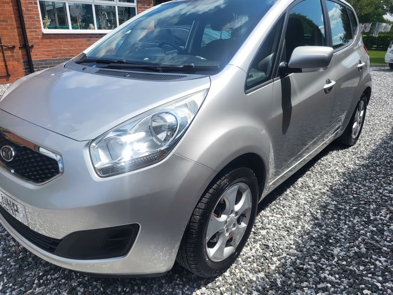 KIA VENGA 2 1.6 AUTOMATIC 5 DOOR 42K FULL HISTORY ONE PREVIOUS LADY OWNER 