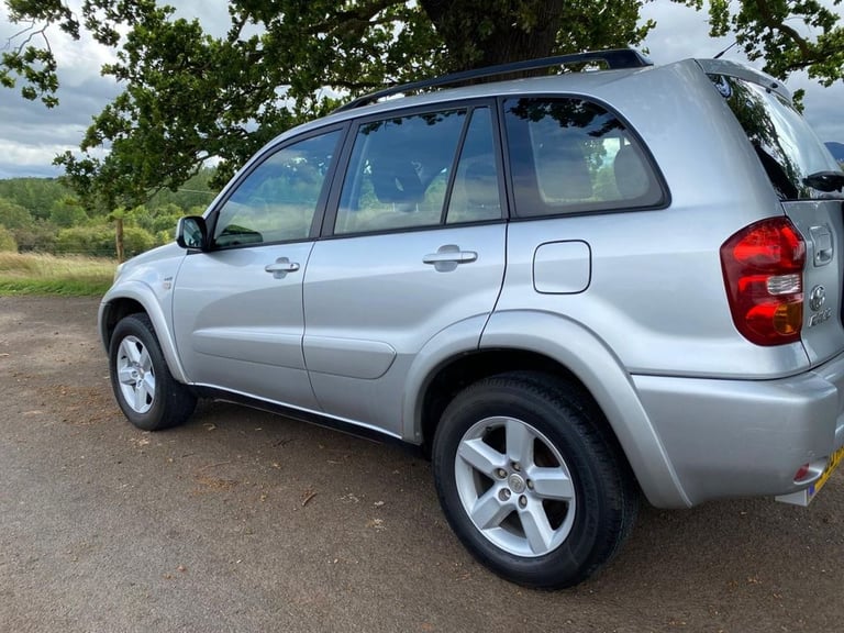 2004 Toyota RAV4 2.0 VVT-i XT3 SUV 5dr Petrol Manual 4WD (211 g/km, 147 bhp) ESTATE Petrol Manual