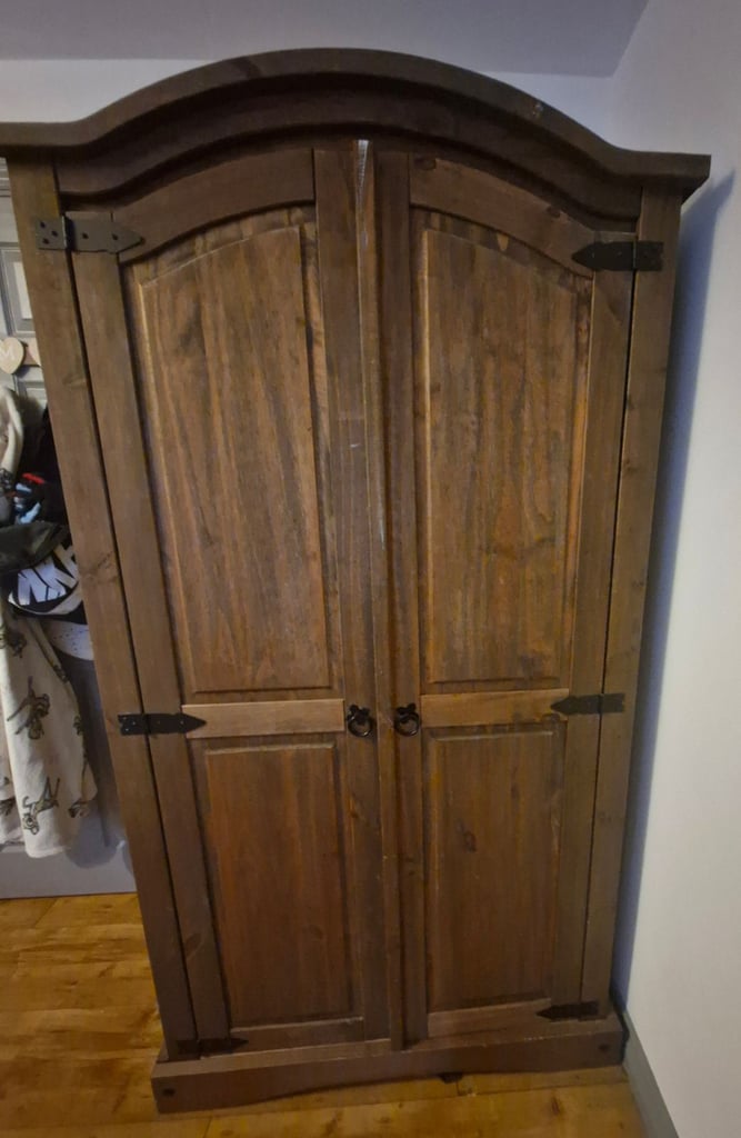 Corona Bedroom furniture set