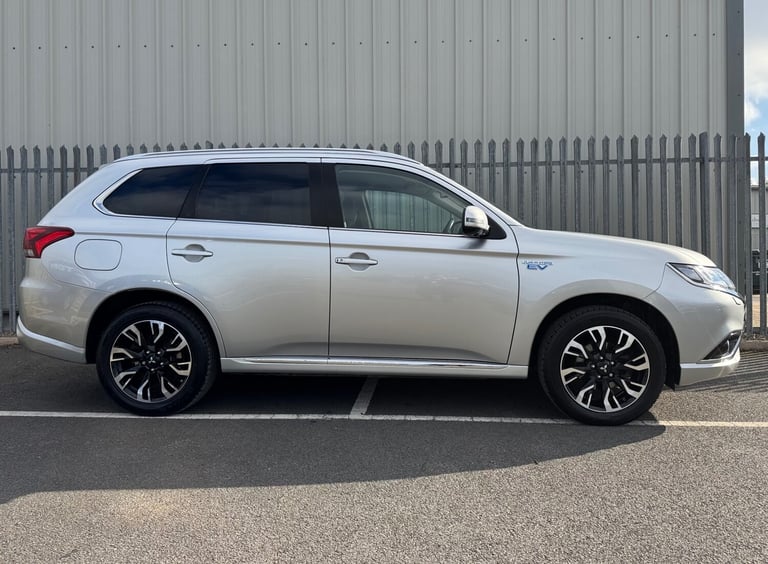 2018 Mitsubishi Outlander 2.0 HYBRID AUTOMATIC 4WD ESTATE Petrol Parallel Phev Automatic