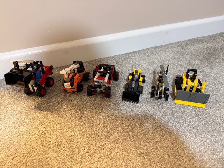 Lego Job Lot 17 Sets (Technic, Speed Champion, Star Wars and Creator)