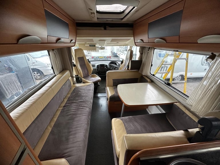 Hymer B544 5 berth  DIESEL MANUAL 2006/06