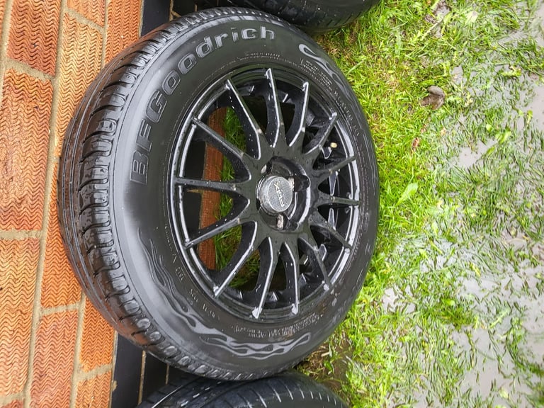 15 inch 4x100 Fox Racing Alloy wheels 