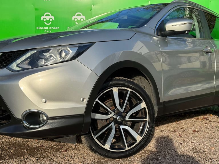 2016 Nissan Qashqai 1.6 Qashqai Tekna DiG-T 5dr SUV Petrol Manual