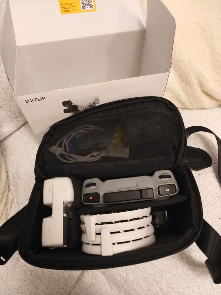DJI Flip Drone Fly More Combo RC2