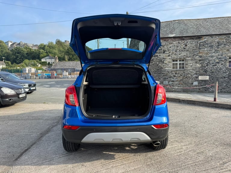 2017 Vauxhall Mokka X 1.4T Design Nav 5dr Auto HATCHBACK Petrol Automatic