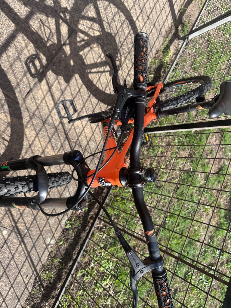 VOODOO NZUMBI SMALL MOUNTAIN BIKE 
